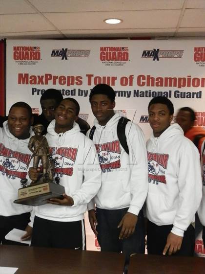 Thumbnail 2 in Lake Taylor TOC Ceremony photogallery.