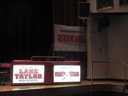 Thumbnail 2 in Lake Taylor TOC Ceremony photogallery.