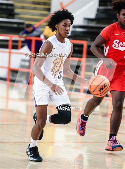 Thumbnail 1 in Lynwood vs Serra (Beverly Hills Tournament) photogallery.