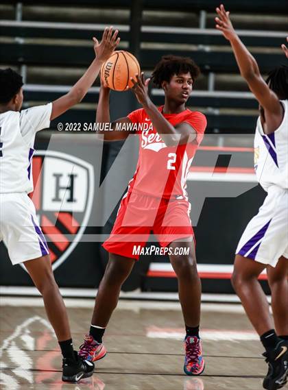 Thumbnail 2 in Lynwood vs Serra (Beverly Hills Tournament) photogallery.