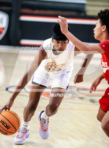 Thumbnail 2 in Lynwood vs Serra (Beverly Hills Tournament) photogallery.