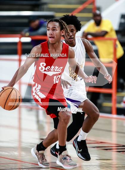 Thumbnail 3 in Lynwood vs Serra (Beverly Hills Tournament) photogallery.