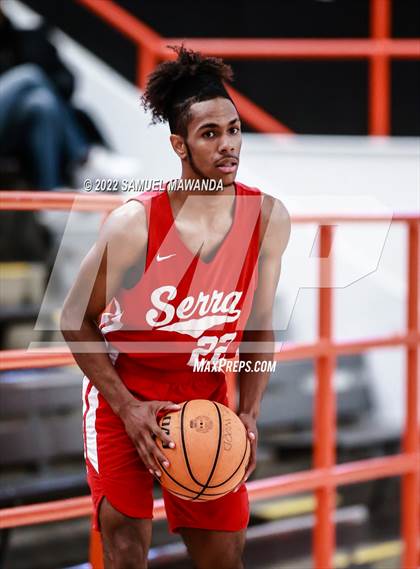 Thumbnail 1 in Lynwood vs Serra (Beverly Hills Tournament) photogallery.