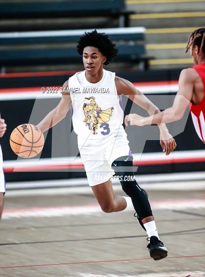 Thumbnail 3 in Lynwood vs Serra (Beverly Hills Tournament) photogallery.