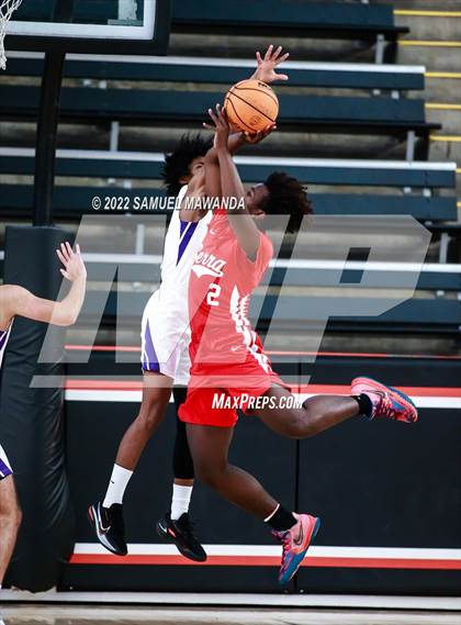 Thumbnail 3 in Lynwood vs Serra (Beverly Hills Tournament) photogallery.