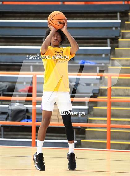 Thumbnail 1 in Lynwood vs Serra (Beverly Hills Tournament) photogallery.