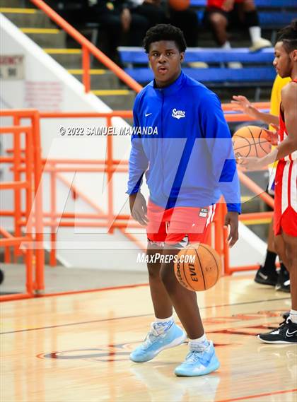 Thumbnail 2 in Lynwood vs Serra (Beverly Hills Tournament) photogallery.