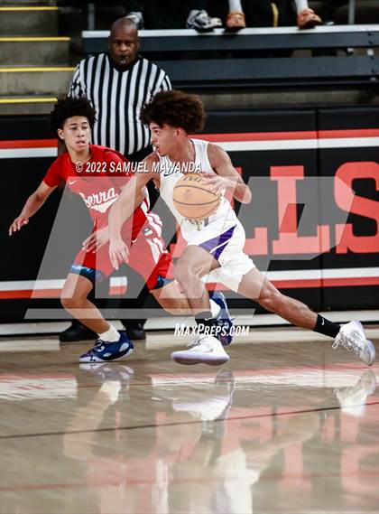 Thumbnail 1 in Lynwood vs Serra (Beverly Hills Tournament) photogallery.