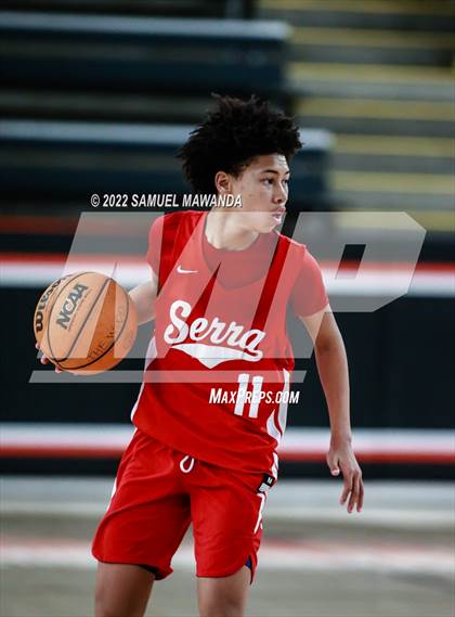 Thumbnail 3 in Lynwood vs Serra (Beverly Hills Tournament) photogallery.