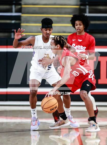 Thumbnail 2 in Lynwood vs Serra (Beverly Hills Tournament) photogallery.