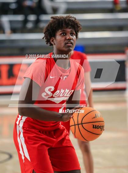 Thumbnail 3 in Lynwood vs Serra (Beverly Hills Tournament) photogallery.