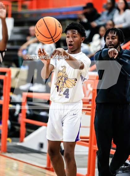 Thumbnail 1 in Lynwood vs Serra (Beverly Hills Tournament) photogallery.