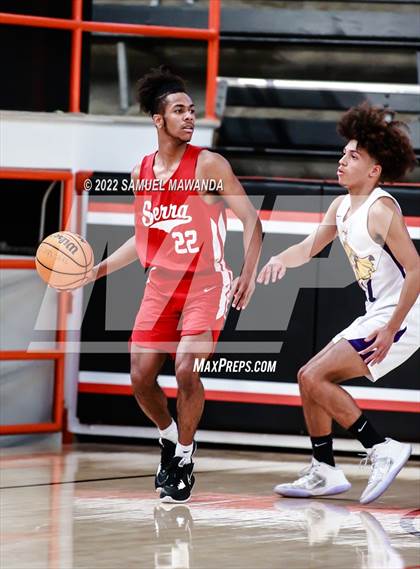 Thumbnail 3 in Lynwood vs Serra (Beverly Hills Tournament) photogallery.