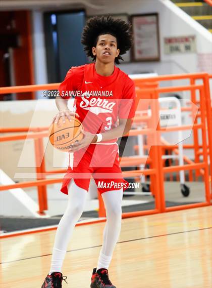 Thumbnail 1 in Lynwood vs Serra (Beverly Hills Tournament) photogallery.