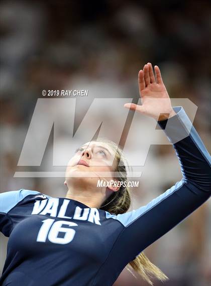 Thumbnail 2 in Chaparral vs. Valor Christian (CHSAA 5A State Playoff) photogallery.