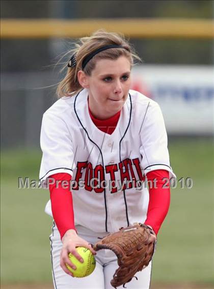 Thumbnail 3 in Shasta @ Foothill photogallery.