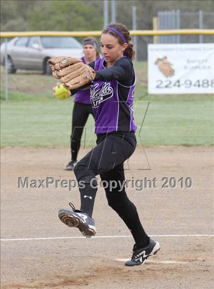 Thumbnail 1 in Shasta @ Foothill photogallery.