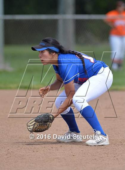 Thumbnail 3 in Laguna Creek vs. Christian Brothers (Victory Pre-Season T.O.C.) photogallery.