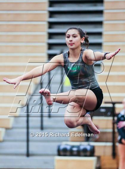 Thumbnail 2 in Skyline vs. Inglemoor photogallery.