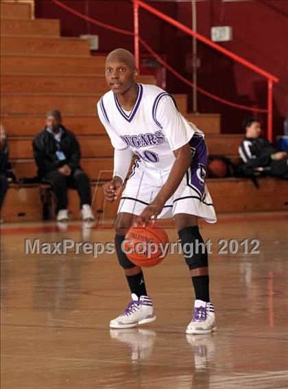 Thumbnail 2 in Silverado vs Rancho Cucamonga (MaxPreps Holiday Classic) photogallery.