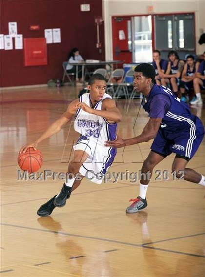 Thumbnail 3 in Silverado vs Rancho Cucamonga (MaxPreps Holiday Classic) photogallery.