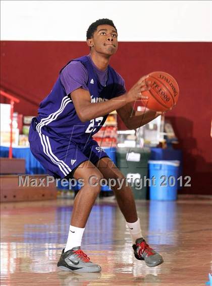 Thumbnail 3 in Silverado vs Rancho Cucamonga (MaxPreps Holiday Classic) photogallery.