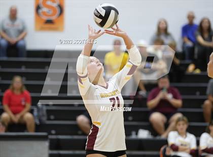 Thumbnail 2 in Berne Union @ Amanda-Clearcreek photogallery.