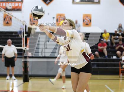 Thumbnail 3 in Berne Union @ Amanda-Clearcreek photogallery.
