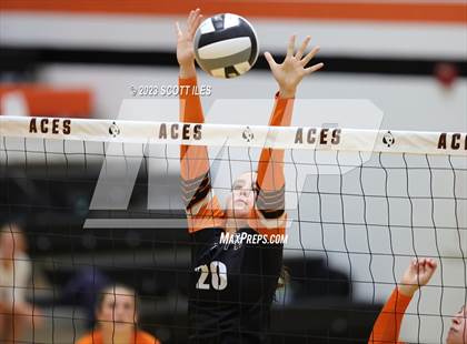 Thumbnail 3 in Berne Union @ Amanda-Clearcreek photogallery.