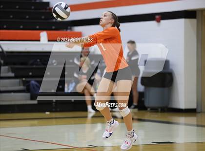 Thumbnail 2 in Berne Union @ Amanda-Clearcreek photogallery.