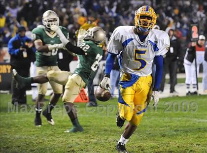 Thumbnail 3 in Grant vs. Poly (CIF State Open Division Final) photogallery.