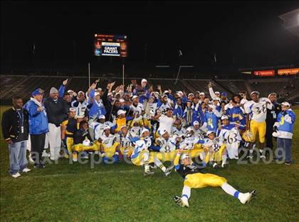 Thumbnail 1 in Grant vs. Poly (CIF State Open Division Final) photogallery.