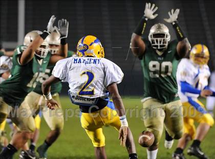 Thumbnail 2 in Grant vs. Poly (CIF State Open Division Final) photogallery.