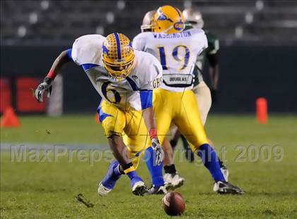 Thumbnail 3 in Grant vs. Poly (CIF State Open Division Final) photogallery.