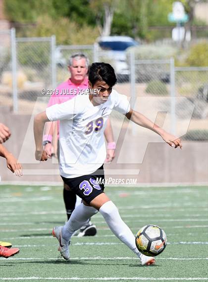 Thumbnail 2 in Durango vs Bishop Gorman photogallery.
