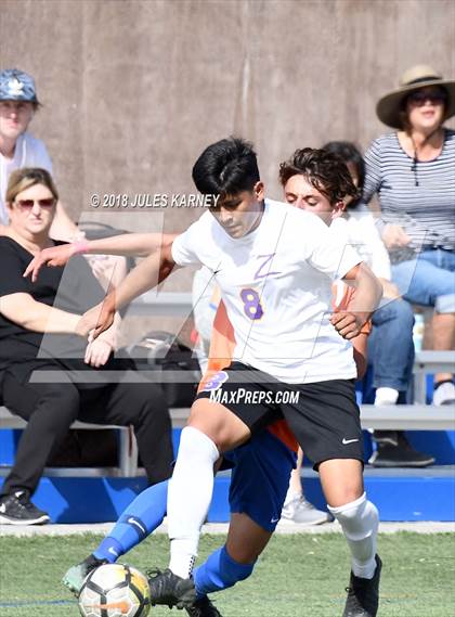 Thumbnail 2 in Durango vs Bishop Gorman photogallery.