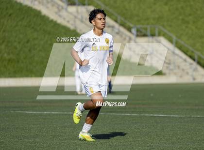 Thumbnail 3 in El Toro vs Leuzinger (South's Boys Varsity Soccer Tournament) photogallery.