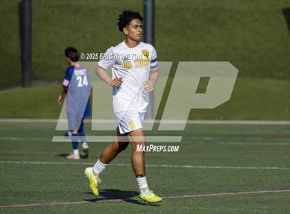 Thumbnail 1 in El Toro vs Leuzinger (South's Boys Varsity Soccer Tournament) photogallery.