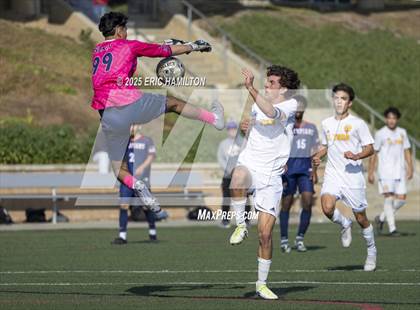 Thumbnail 1 in El Toro vs Leuzinger (South's Boys Varsity Soccer Tournament) photogallery.