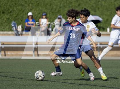 Thumbnail 2 in El Toro vs Leuzinger (South's Boys Varsity Soccer Tournament) photogallery.