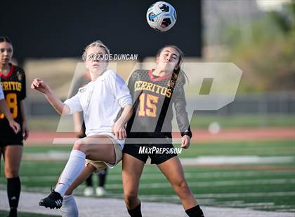 Thumbnail 2 in Cerritos vs. Laguna Hills (Best in the West Winter Soccer Classic) photogallery.