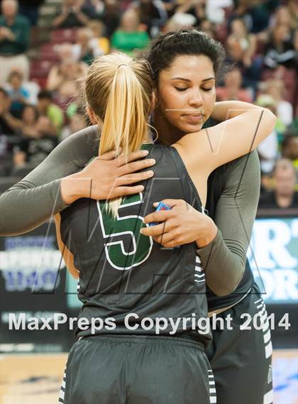 Thumbnail 3 in Miramonte vs. Salesian (CIF NorCal Regional Open Division Final) photogallery.