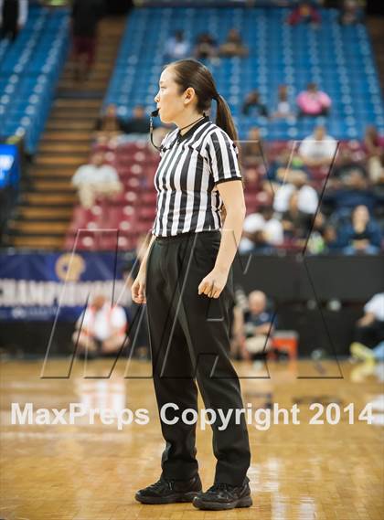 Thumbnail 3 in Miramonte vs. Salesian (CIF NorCal Regional Open Division Final) photogallery.