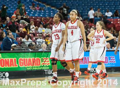 Thumbnail 2 in Miramonte vs. Salesian (CIF NorCal Regional Open Division Final) photogallery.