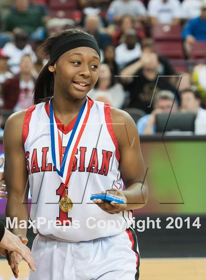 Thumbnail 3 in Miramonte vs. Salesian (CIF NorCal Regional Open Division Final) photogallery.