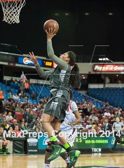 Thumbnail 1 in Miramonte vs. Salesian (CIF NorCal Regional Open Division Final) photogallery.