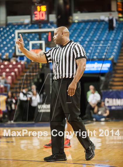 Thumbnail 2 in Miramonte vs. Salesian (CIF NorCal Regional Open Division Final) photogallery.
