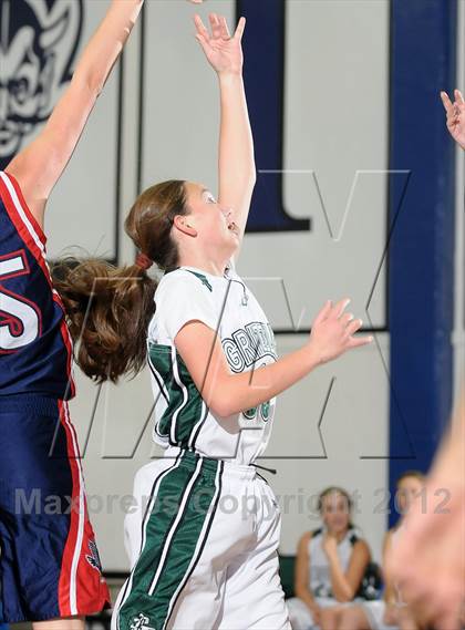 Thumbnail 2 in Vacaville Christian vs. Granite Bay (Dorothy Speck Memorial) photogallery.