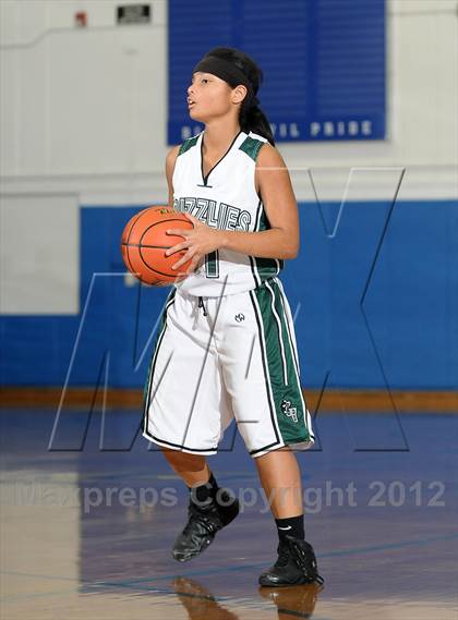 Thumbnail 3 in Vacaville Christian vs. Granite Bay (Dorothy Speck Memorial) photogallery.