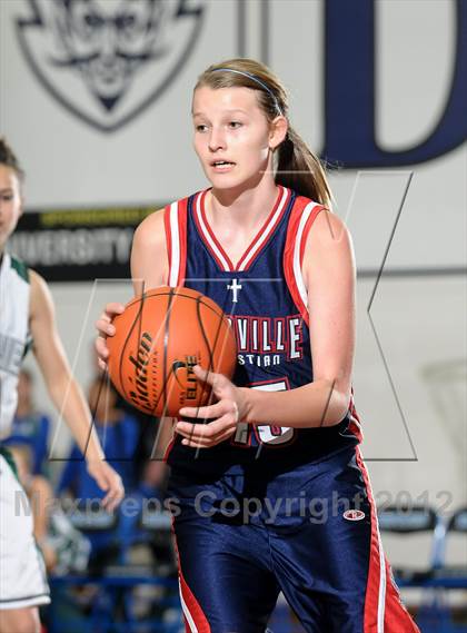 Thumbnail 2 in Vacaville Christian vs. Granite Bay (Dorothy Speck Memorial) photogallery.